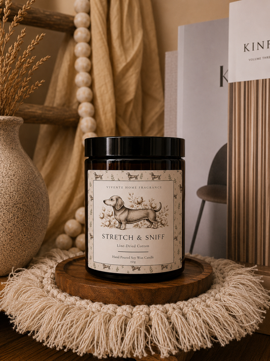 Dachshund - Stretch & Sniff Candle